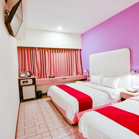 Lumut Suites Exterior foto